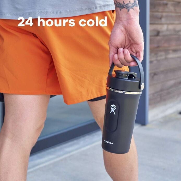 24-oz-insulated-shaker-bottle-z1 hydro_flask_ecomm_en_insulated_shaker_pt03_2000x2000px_4.jpg