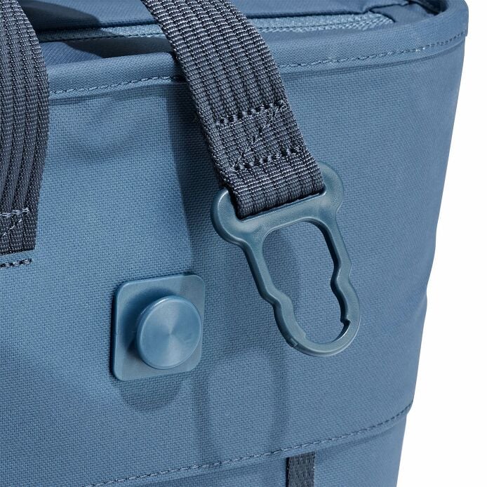 carryouttm-soft-cooler-tote-10-l-a3 250815_hydro_cooler_details_14841_1_9.jpg