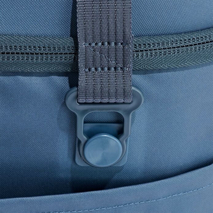 carryouttm-soft-cooler-15-l-i1 250815_hydro_cooler_details_14854_6.jpg