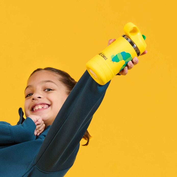 kids-12-oz-bottle-world-of-eric-carletm-g9 9-lifestyle.jpeg
