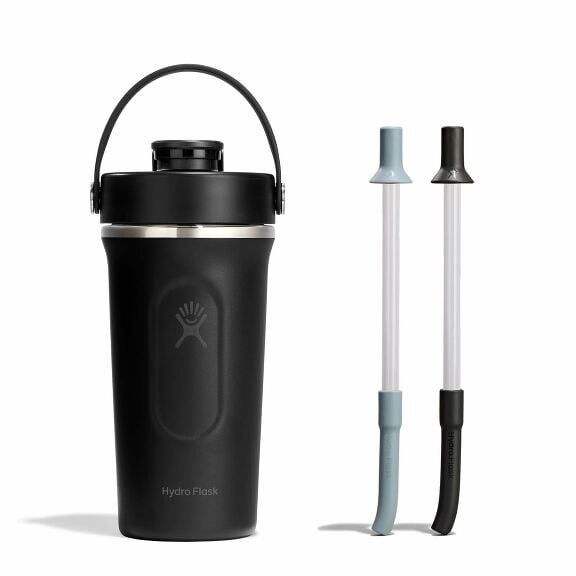 shaker-bottle-and-straw-bundle-w4 group_187_1__1.jpg