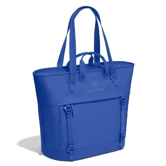 carryouttm-soft-cooler-tote-30-l-y9 maxiit382_carryout_tote_30l_capri_blue_angled_1.jpg