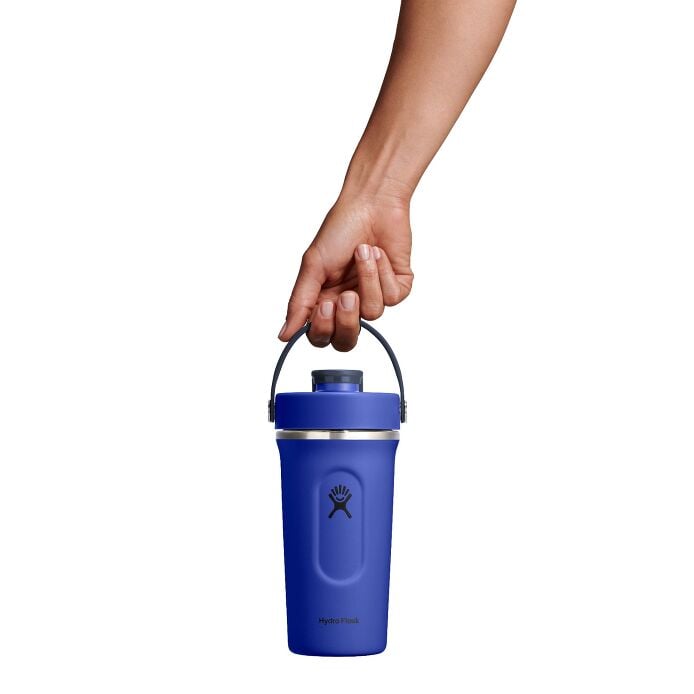 24-oz-insulated-shaker-bottle-z1 mxc24382_24_oz_insulated_shaker_bottle_capri_blue_hb.jpg