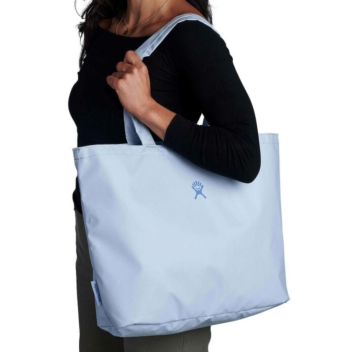 20-l-tag-along-tote-o1 rt20484_20ltagalongtote_surf_hb_1_1.jpg
